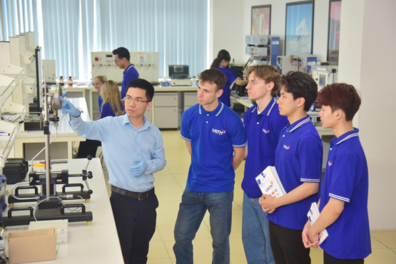 Four more training programs of USTH receive international accreditation