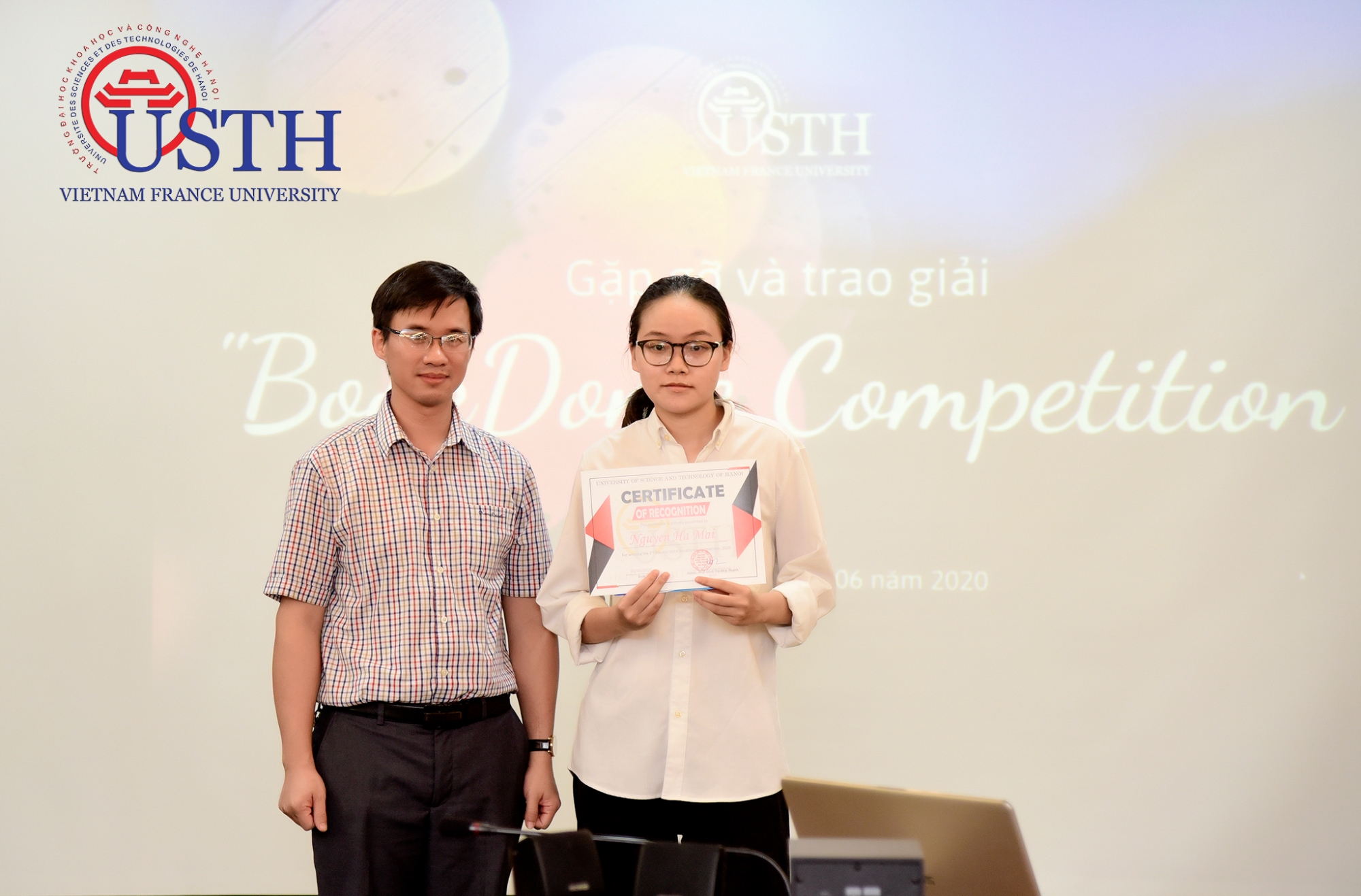 usth trao giai bookdome competition 6