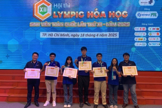 Thành tích ấn tượng của đội tuyển USTH tại Olympic Hóa học toàn quốc lần thứ XII