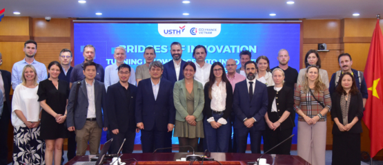 Đoàn đại biểu Ủy ban châu Âu và các doanh nghiệp châu Âu đến thăm và làm việc tại USTH