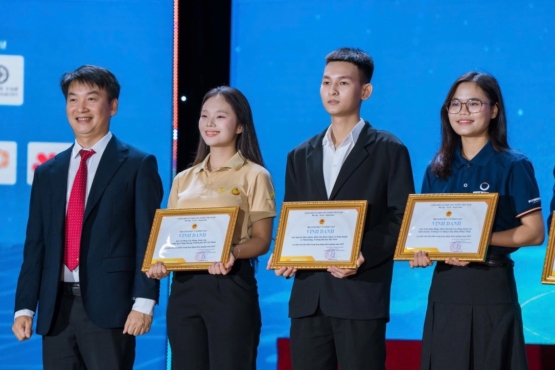 Co-founder startup trưởng thành tại USTH và hành trình kiến tạo startup AI dành cho người Việt Co-founder startup trưởng thành tại USTH và hành trình kiến tạo startup AI dành cho người Việt