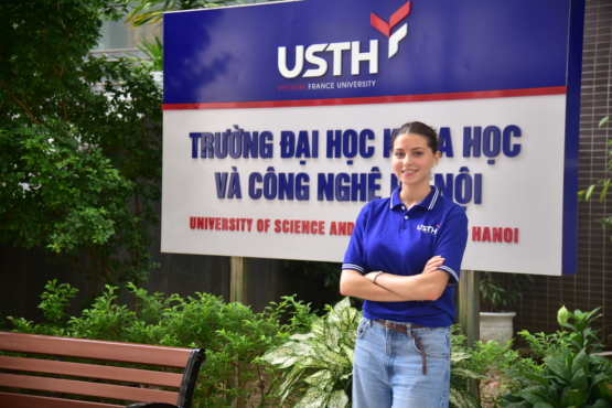 Bước ra khỏi “vùng an toàn”: Nhật ký thực tập đầy cảm hứng của sinh viên Pháp Jannah tại USTH