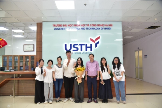 Khoa Khoa học Sự sống USTH: Dấu ấn mùa bảo vệ khóa luận 2026