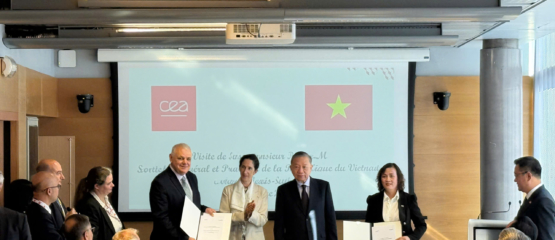 USTH và CEA trao thỏa thuận hợp tác trước sự chứng kiến của Tổng Bí thư, Chủ tịch nước Tô Lâm
