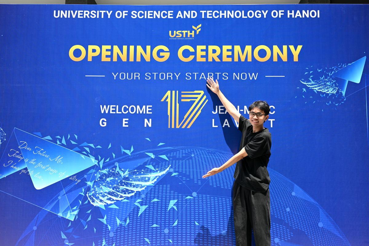 Hồ Đức Việt - sinh viên năm 2 ngành Hóa học, Trường Đại học Khoa học và  Công nghệ Hà Nội